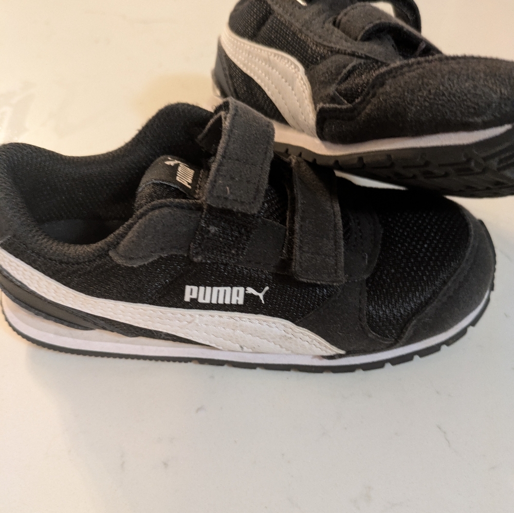 Puma Classic Black Shoes